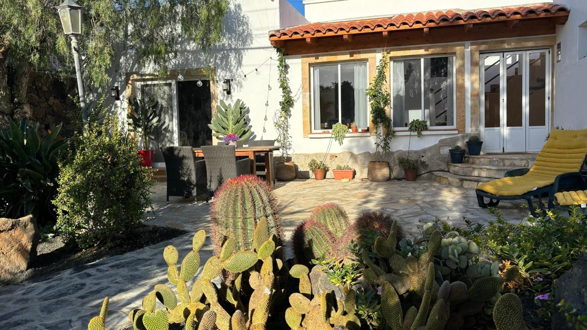Home2Book Charming Casa Julianna Lajares Exterior photo
